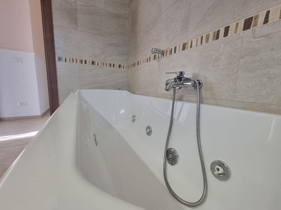 -5 Min From Bus Stop-Free Parking Rome Buitenkant foto